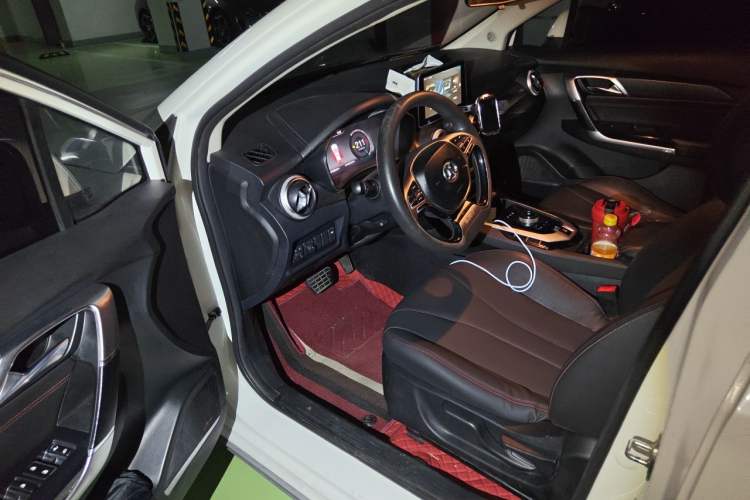 Used BAIC Beijing EU5 2018 R500 Smart Wind Edition Driver Seat