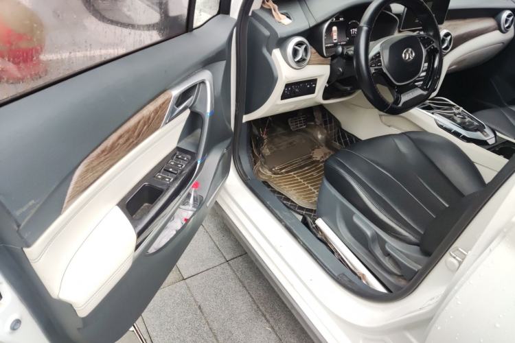 Used BAIC Beijing EU5 2018 R500 Smart Wind Edition Driver Seat
