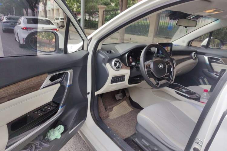 Used BAIC Beijing EU5 2018 R500 Smart Edition Driver Seat