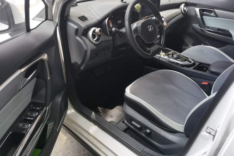 Used BAIC Beijing EU5 2018 R550 Smart Trend Edition Driver Seat