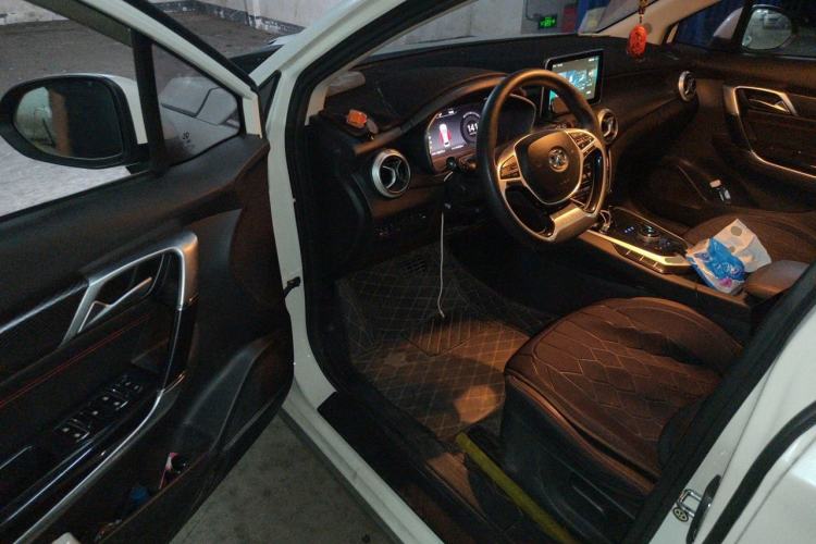 Used BAIC Beijing EU5 2018 R500 Smart Wind Edition Driver Seat