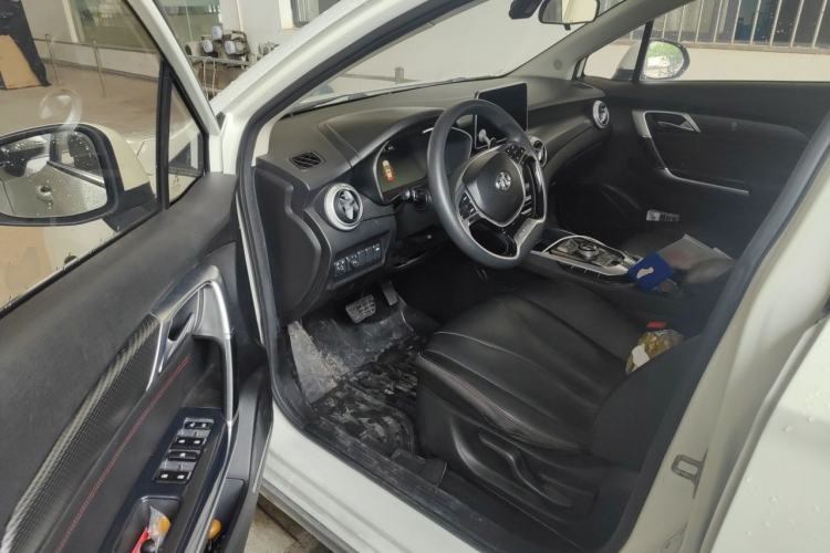 Used BAIC Beijing EU5 2018 R500 Smart Wind Edition Driver Seat