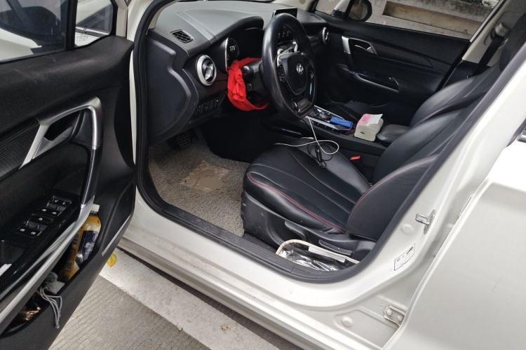 Used BAIC Beijing EU5 2018 R500 Smart Wind Edition Driver Seat