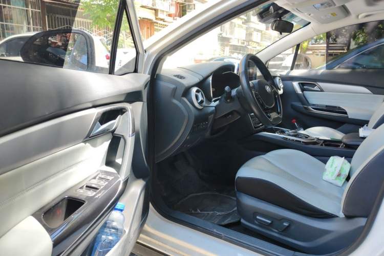 Used BAIC Beijing EU5 2018 R550 Smart Trend Edition Driver Seat