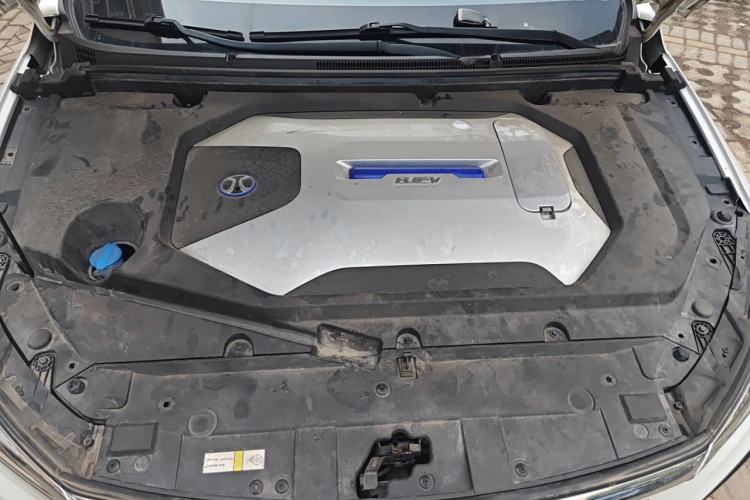 Used BAIC Beijing EU5 2018 R500 Smart Wind Edition Engine Bay