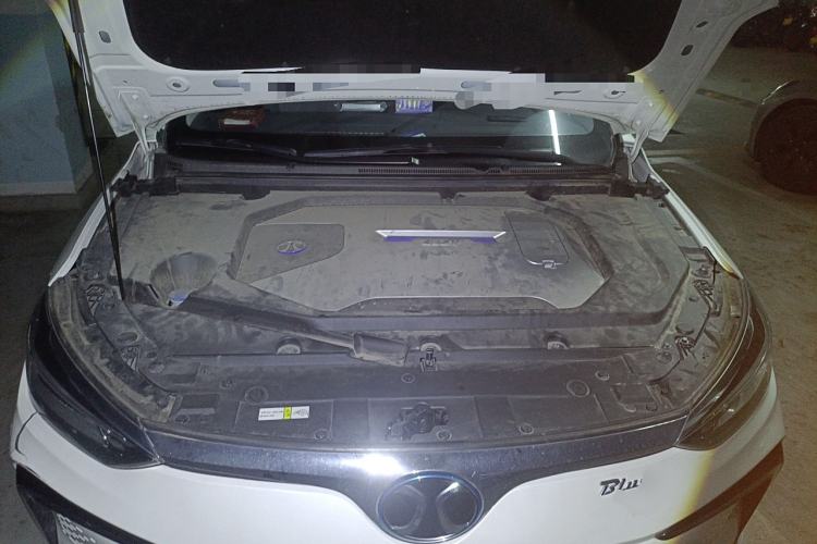 Used BAIC Beijing EU5 2018 R550 Smart Trend Edition Engine Bay