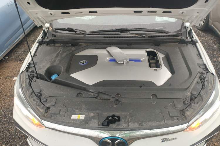 Used BAIC Beijing EU5 2018 R550 Smart Trend Edition Engine Bay