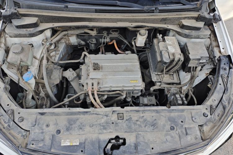 Used BAIC Beijing EU5 2018 R500 Smart Wind Edition Engine Bay