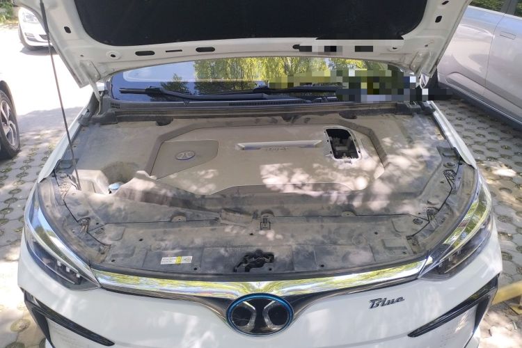 Used BAIC Beijing EU5 2018 R500 Smart Wind Edition Engine Bay
