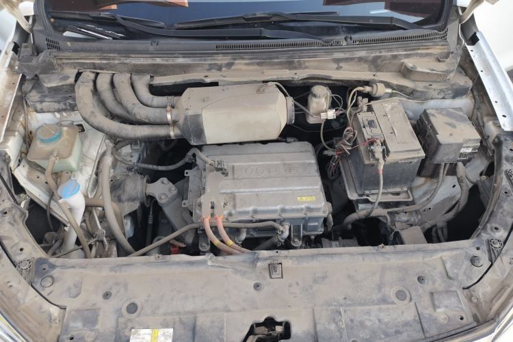 Used BAIC Beijing EU5 2018 R500 Smart Wind Edition Engine Bay