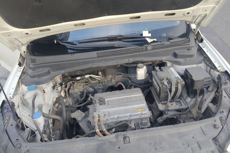 Used BAIC Beijing EU5 2018 R500 Smart Wind Edition Engine Bay