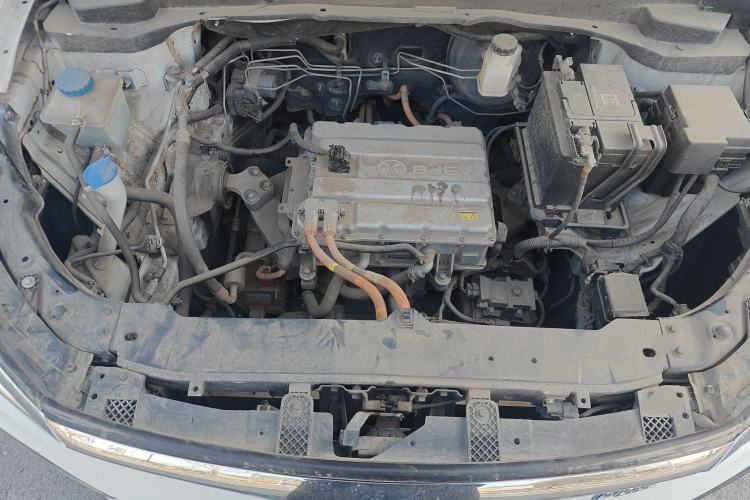 Used BAIC Beijing EU5 2018 R500 Smart Wind Edition Engine Bay