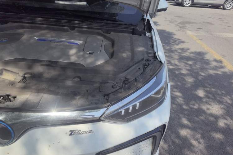Used BAIC Beijing EU5 2018 R500 Smart Wind Edition Engine Bay Left