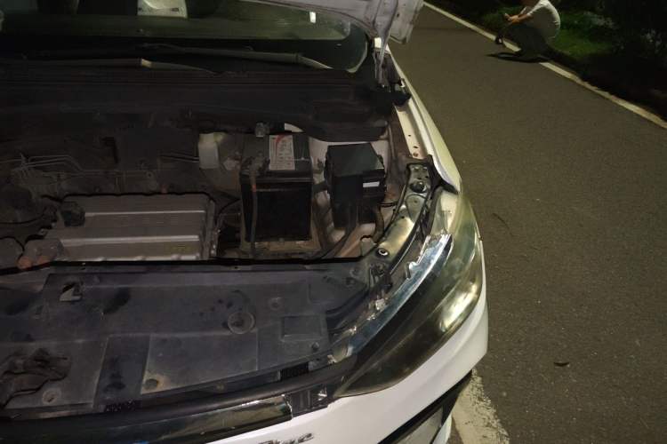 Used BAIC Beijing EU5 2018 R500 Smart Wind Edition Engine Bay Left