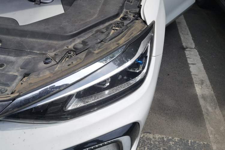 Used BAIC Beijing EU5 2018 R550 Smart Trend Edition Engine Bay Left