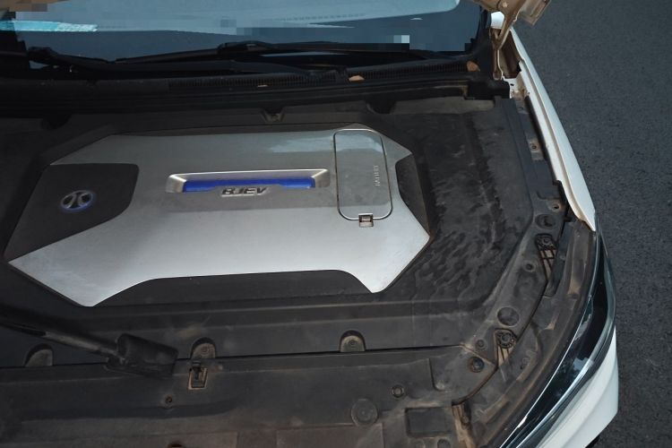 Used BAIC Beijing EU5 2018 R500 Smart Wind Edition Engine Bay Left
