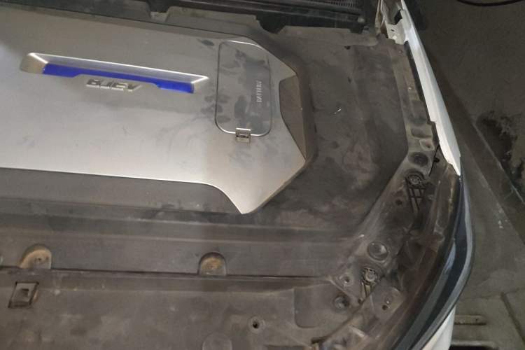 Used BAIC Beijing EU5 2018 R500 Smart Wind Edition Engine Bay Left