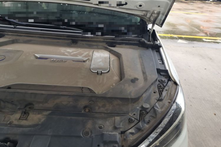 Used BAIC Beijing EU5 2018 R500 Smart Wind Edition Engine Bay Left