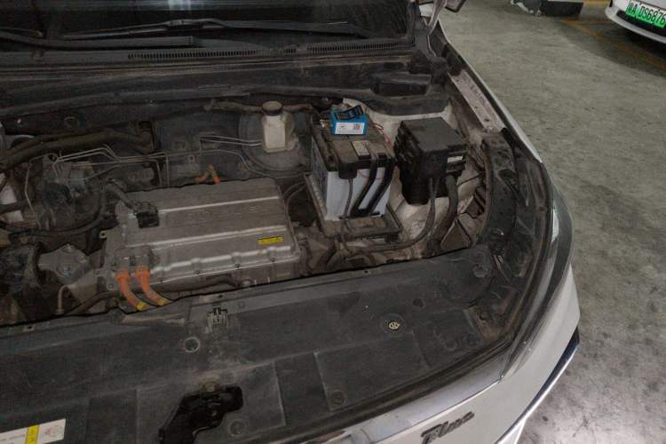 Used BAIC Beijing EU5 2018 R500 Smart Wind Edition Engine Bay Left