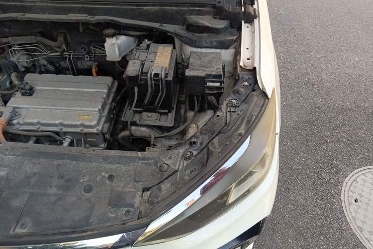 Used BAIC Beijing EU5 2018 R500 Smart Wind Edition Engine Bay Left