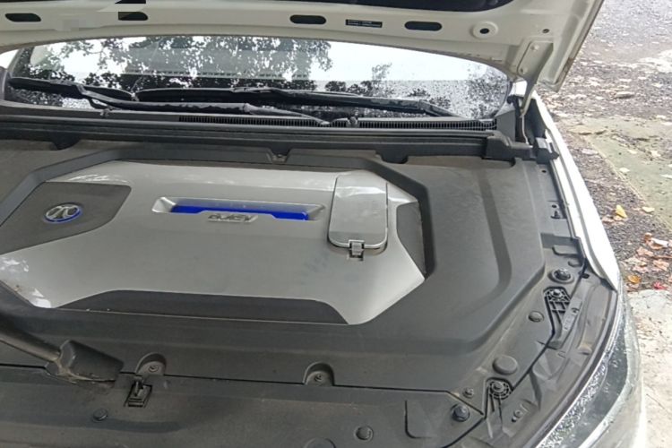 Used BAIC Beijing EU5 2018 R500 Smart Wind Edition Engine Bay Left