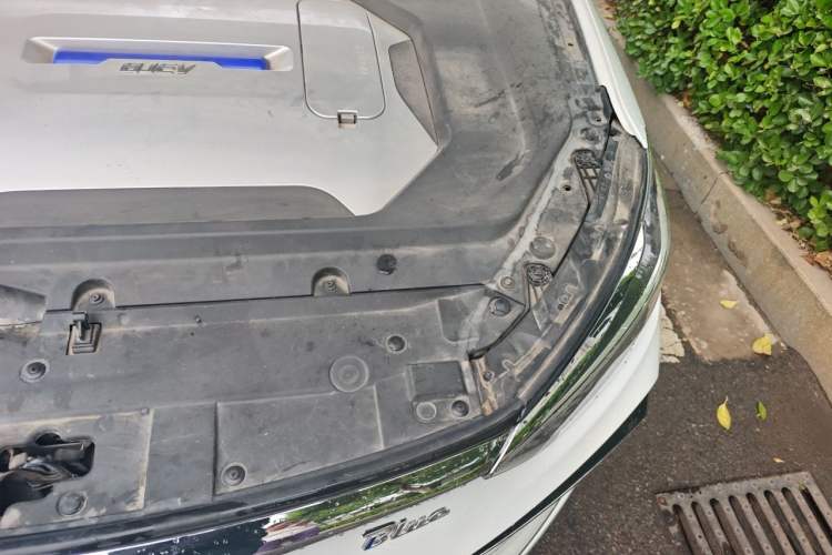 Used BAIC Beijing EU5 2018 R500 Smart Wind Edition Engine Bay Left