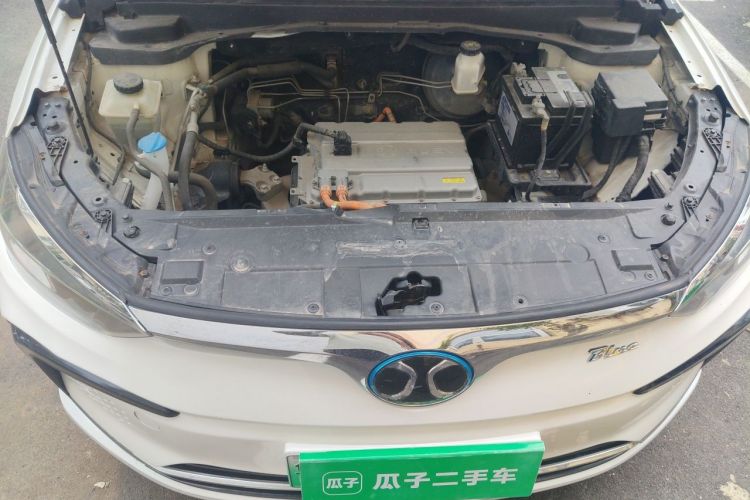 Used BAIC Beijing EU5 2018 R500 Smart Wind Edition Engine Bay