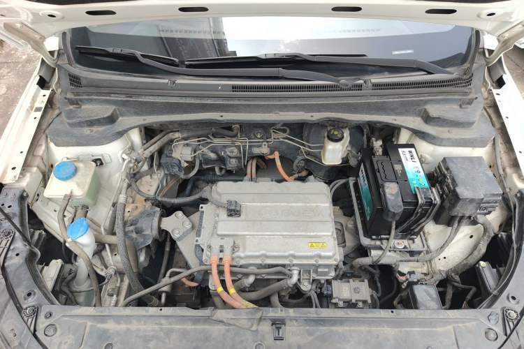 Used BAIC Beijing EU5 2018 R500 Smart Wind Edition Engine Bay