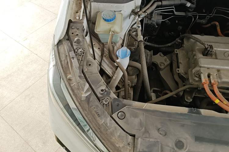 Used BAIC Beijing EU5 2018 R500 Smart Wind Edition Engine Bay Right