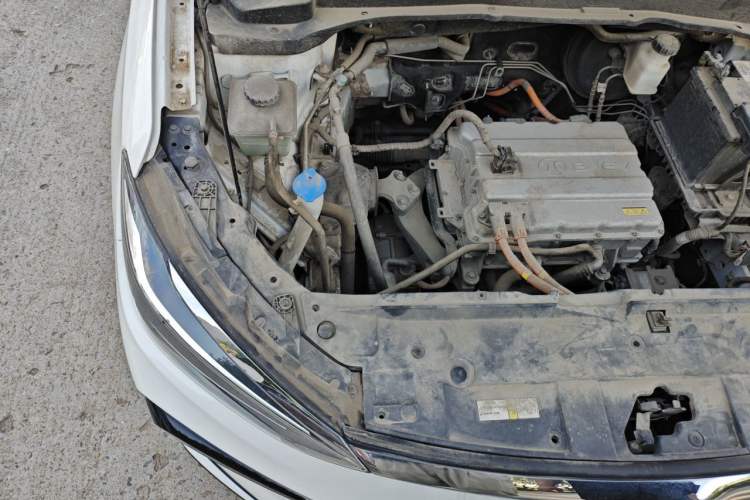 Used BAIC Beijing EU5 2018 R500 Smart Wind Edition Engine Bay Right