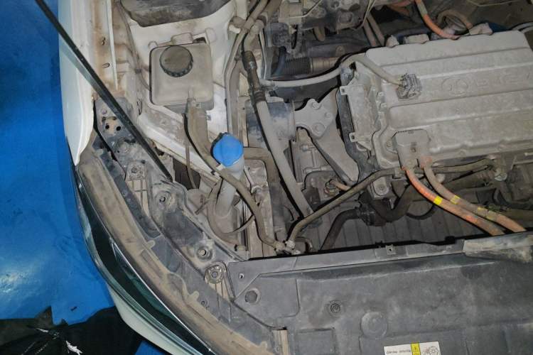 Used BAIC Beijing EU5 2018 R500 Smart Wind Edition Engine Bay Right