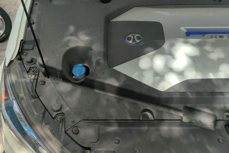 Used BAIC Beijing EU5 2018 R500 Smart Wind Edition Engine Bay Right