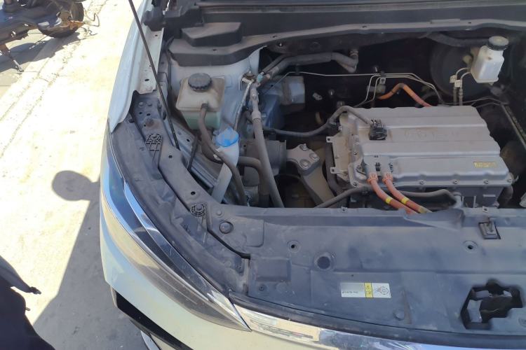 Used BAIC Beijing EU5 2018 R550 Smart Trend Edition Engine Bay Right
