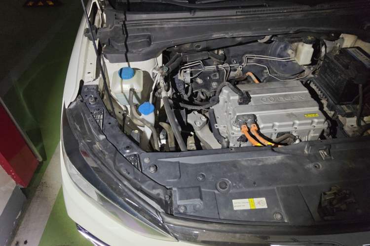 Used BAIC Beijing EU5 2018 R500 Smart Wind Edition Engine Bay Right