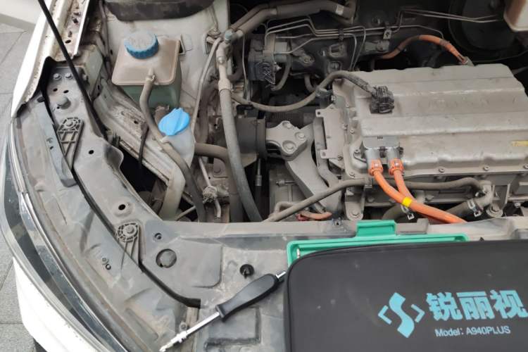 Used BAIC Beijing EU5 2018 R500 Smart Wind Edition Engine Bay Right