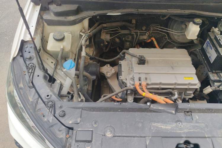 Used BAIC Beijing EU5 2018 R500 Smart Wind Edition Engine Bay Right