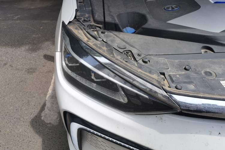 Used BAIC Beijing EU5 2018 R550 Smart Trend Edition Engine Bay Right