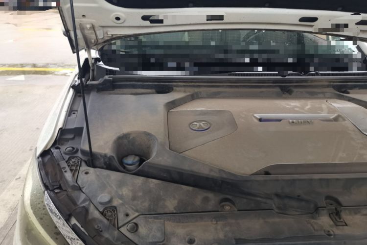 Used BAIC Beijing EU5 2018 R500 Smart Wind Edition Engine Bay Right