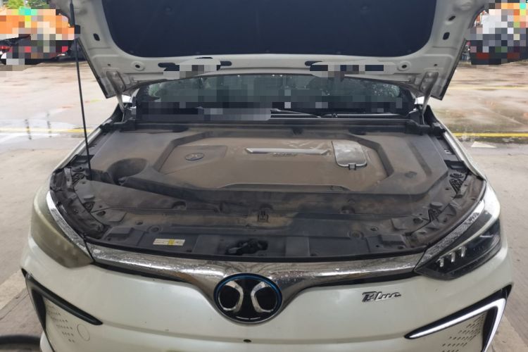 Used BAIC Beijing EU5 2018 R500 Smart Wind Edition Engine Bay
