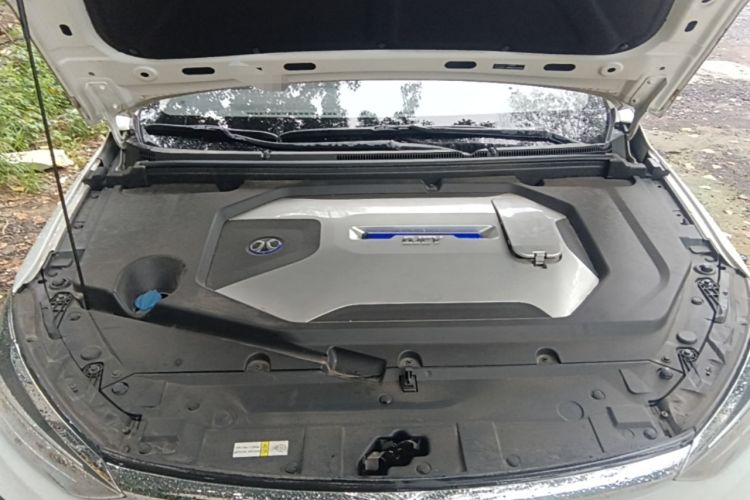 Used BAIC Beijing EU5 2018 R500 Smart Wind Edition Engine Bay
