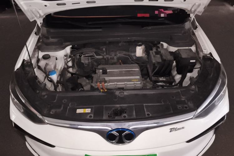 Used BAIC Beijing EU5 2018 R500 Smart Wind Edition Engine Bay
