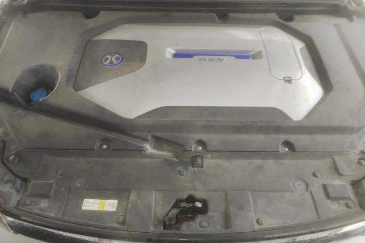 Used BAIC Beijing EU5 2018 R500 Smart Wind Edition Engine Bay