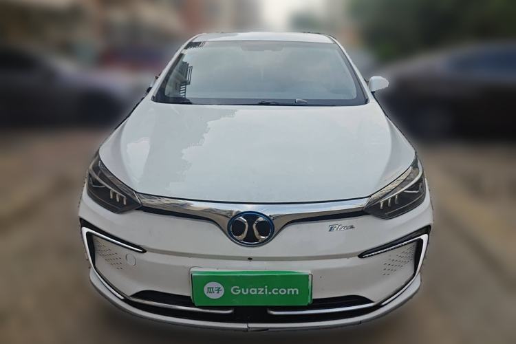 Used BAIC Beijing EU5 2018 R500 Smart Wind Edition Exterior 1