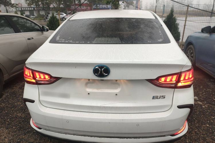 Used BAIC Beijing EU5 2018 R550 Smart Trend Edition Exterior 4