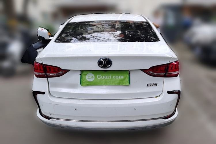Used BAIC Beijing EU5 2018 R500 Smart Wind Edition Exterior 4