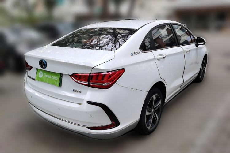 Used BAIC Beijing EU5 2018 R500 Smart Wind Edition Exterior 5