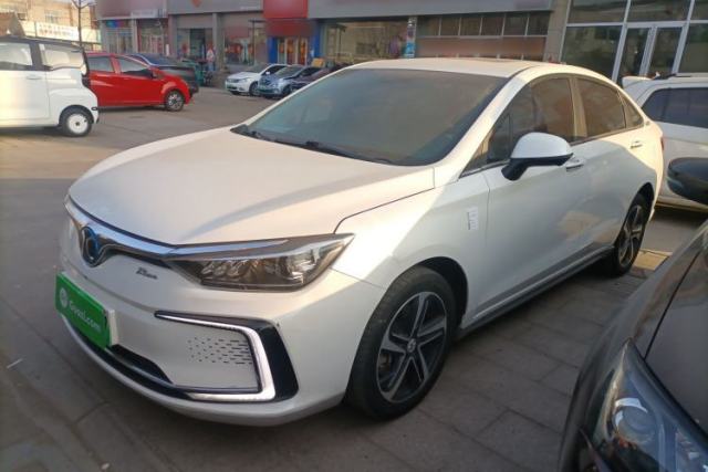 Used BAIC Beijing EU5 2018 R500 Smart Edition