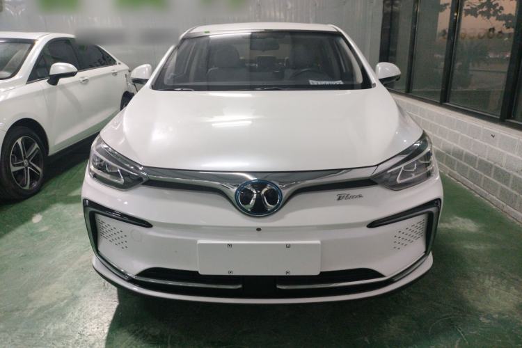 Used BAIC Beijing EU5 2018 R550 Smart Trend Edition Front