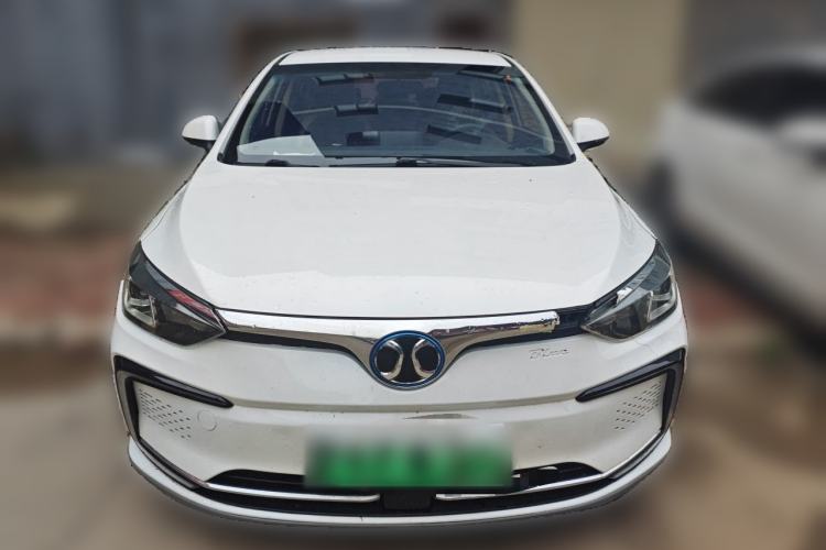 Used BAIC Beijing EU5 2018 R500 Smart Wind Edition Front