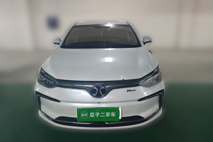 Used BAIC Beijing EU5 2018 R500 Smart Wind Edition Front